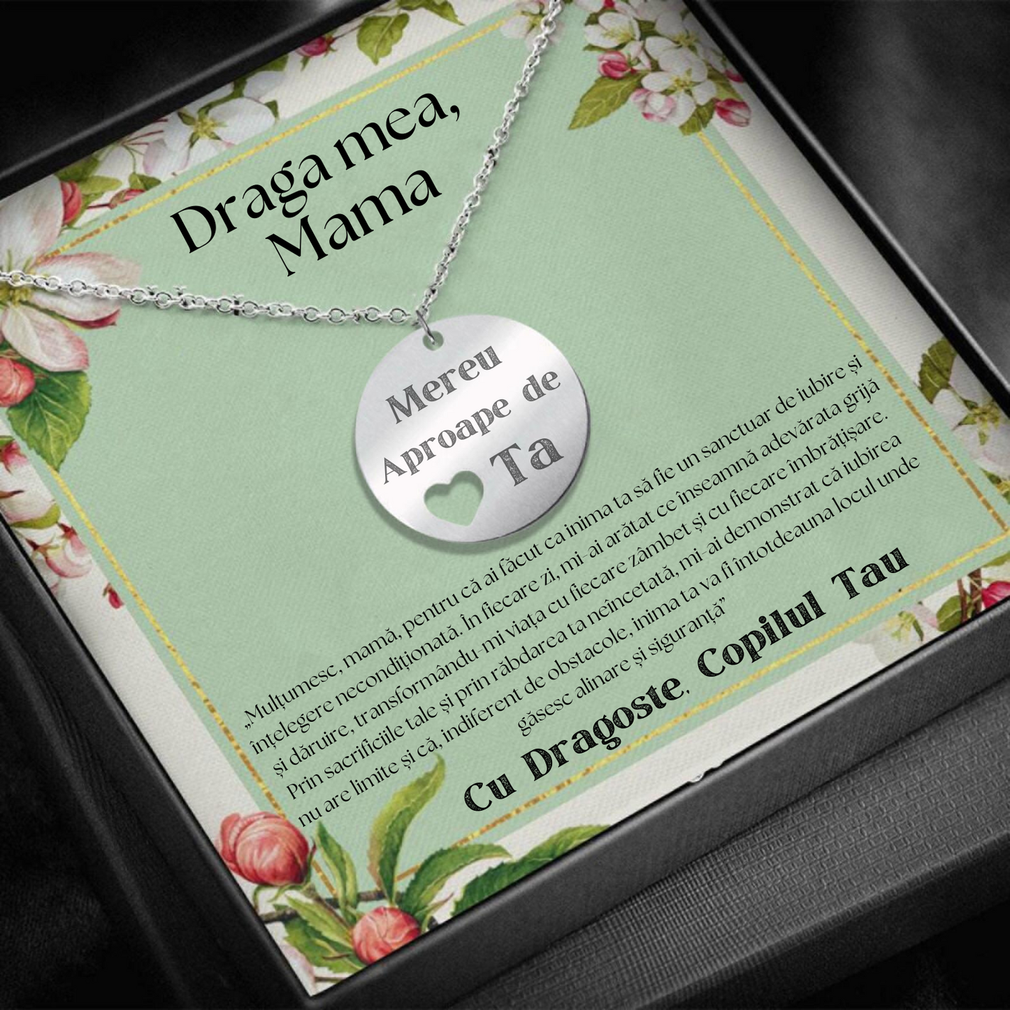 Set Cadou Colier Argint 925, cutiuta personalizata cu felicitare de iubire de la Fiu/Fiica pentru Mama - "Mereu aproape de inima ta"