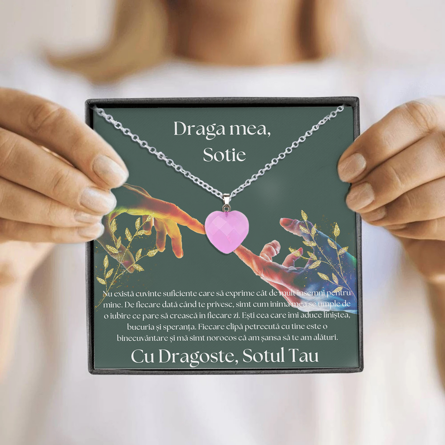 Set Cadou special Colier din otel inoxidabil si pandantiv piatra Quart simbolul iubirii, cutiuta personalizata cu felicitare de iubire de la Sot pentru Sotie