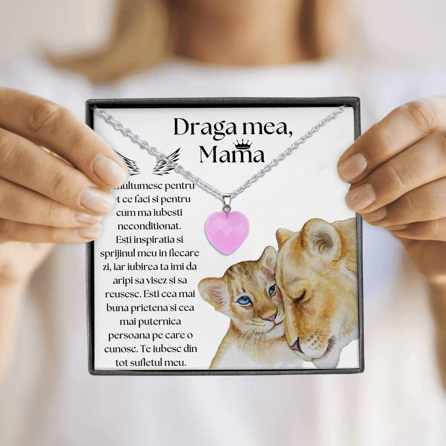 Set Cadou special Colier din otel inoxidabil si pandantiv piatra Quart simbolul iubirii, cutiuta personalizata cu felicitare de iubire de la Fiu/Fiica pentru Mama
