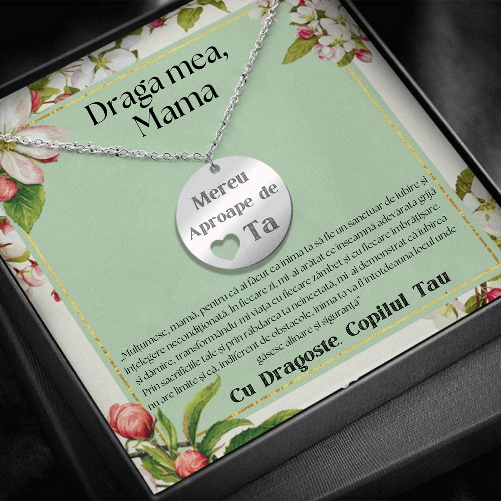Set Cadou Colier Argint 925, cutiuta personalizata cu felicitare de iubire de la Fiu/Fiica pentru Mama - "Mereu aproape de inima ta"
