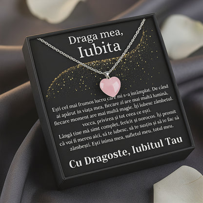 Set Cadou Colier cu Piatra Quart simbolul iubirii, cutie deosebita cu print de dragoste si felicitare cu mesaj de iubire de la Iubit pentru Iubita